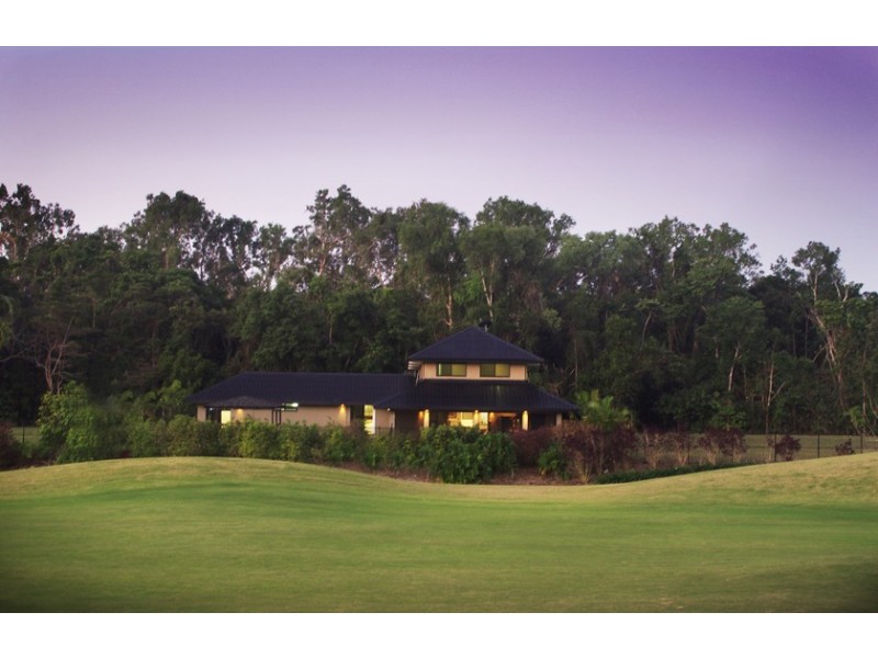 83 Mitre Street, Port Douglas QLD 4877