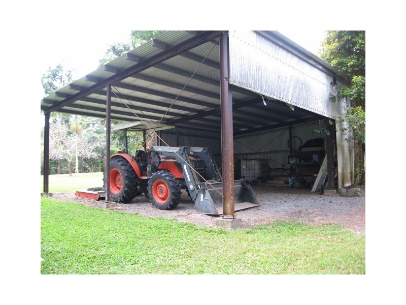1644 Mossman Mt Molloy Rd, Julatten QLD 4871