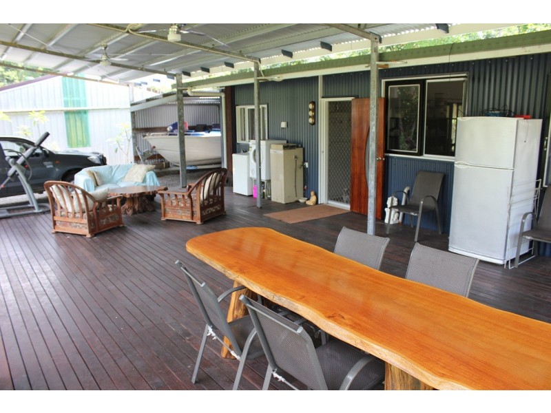 4 Cape Tribulation Road THORNTON BEACH, Cape Tribulation QLD 4873