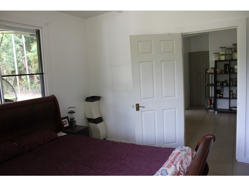 4 Cape Tribulation Road THORNTON BEACH, Cape Tribulation QLD 4873