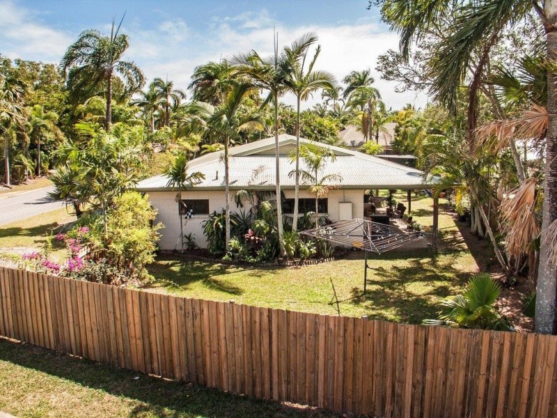 1 Ruby Close, Port Douglas QLD 4877