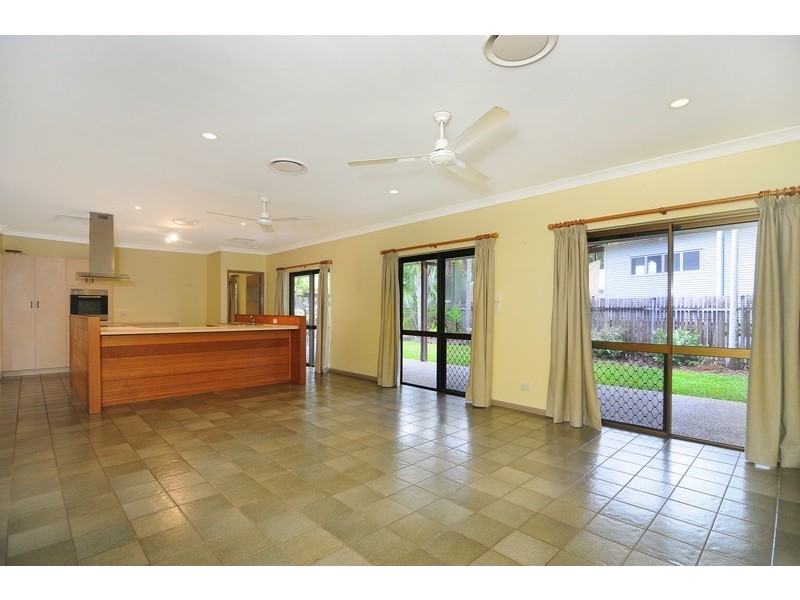 1 Ruby Close, Port Douglas QLD 4877