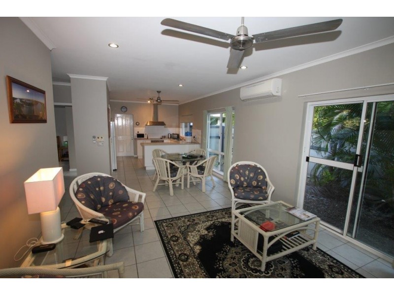 1/8 Atoll Close, Port Douglas QLD 4877