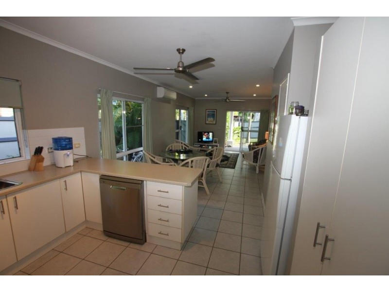 1/8 Atoll Close, Port Douglas QLD 4877