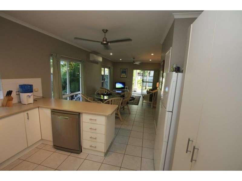 1/8 Atoll Close, Port Douglas QLD 4877