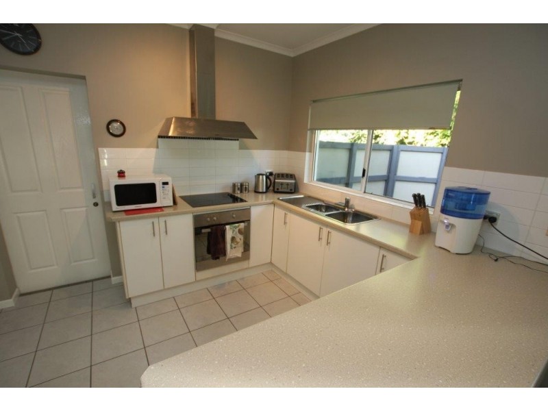 1/8 Atoll Close, Port Douglas QLD 4877