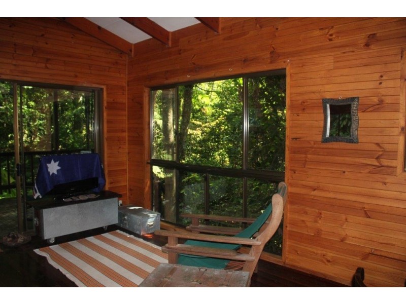 207 Turpentine Road DIWAN, Daintree QLD 4873