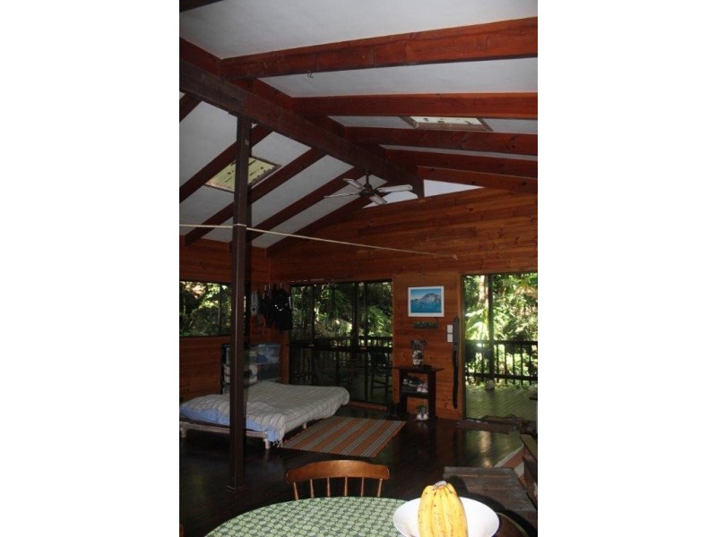 207 Turpentine Road DIWAN, Daintree QLD 4873