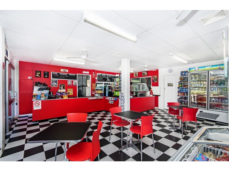 42 Marine Parade, Newell Beach Takeaway, Newell QLD 4873