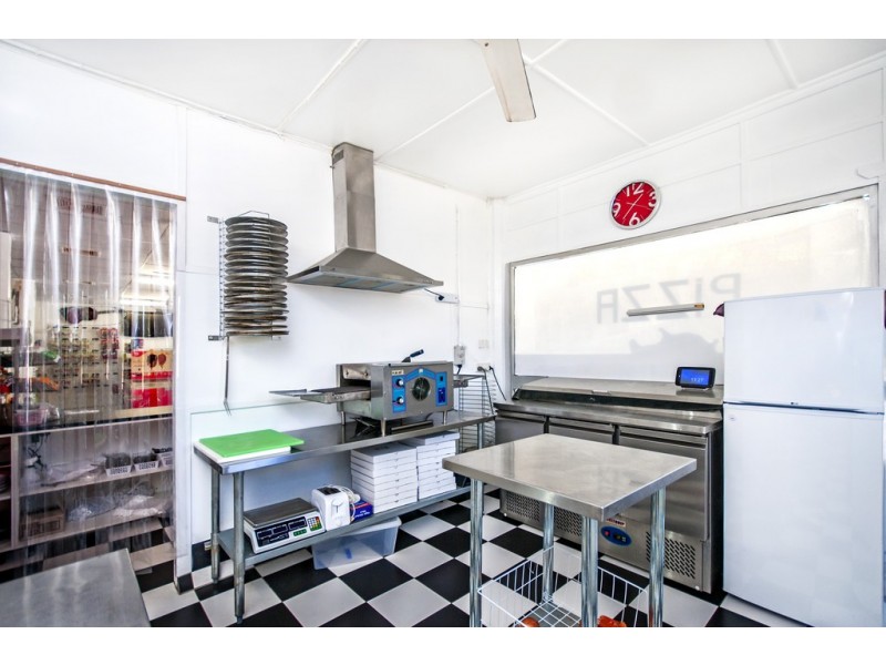 42 Marine Parade, Newell Beach Takeaway, Newell QLD 4873