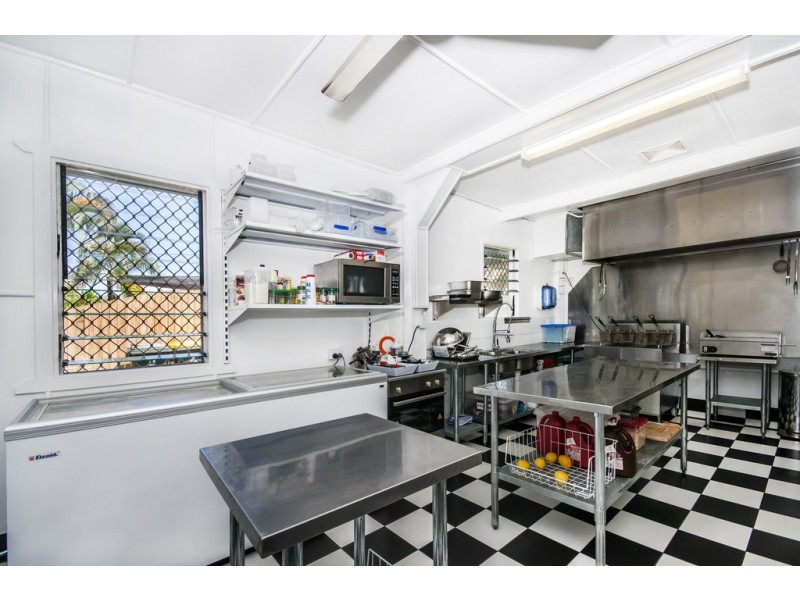 42 Marine Parade, Newell Beach Takeaway, Newell QLD 4873