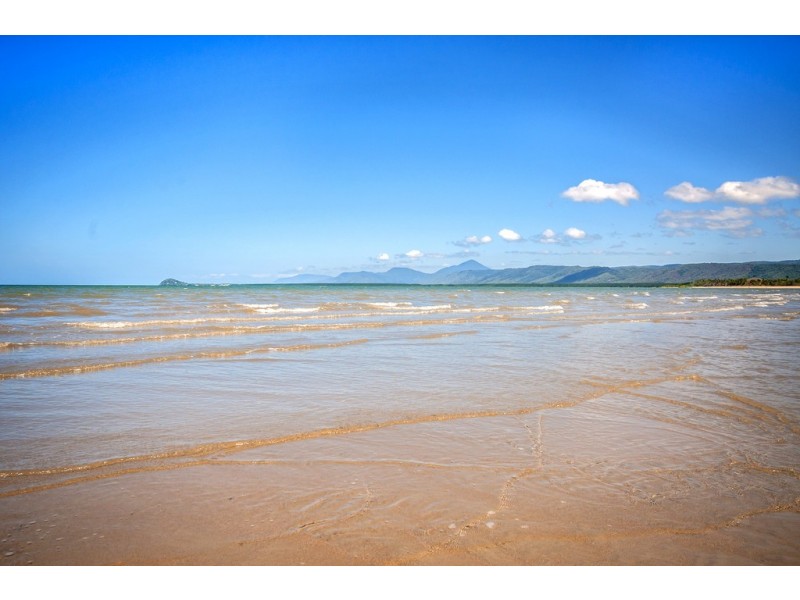 42 Marine Parade, Newell Beach Takeaway, Newell QLD 4873