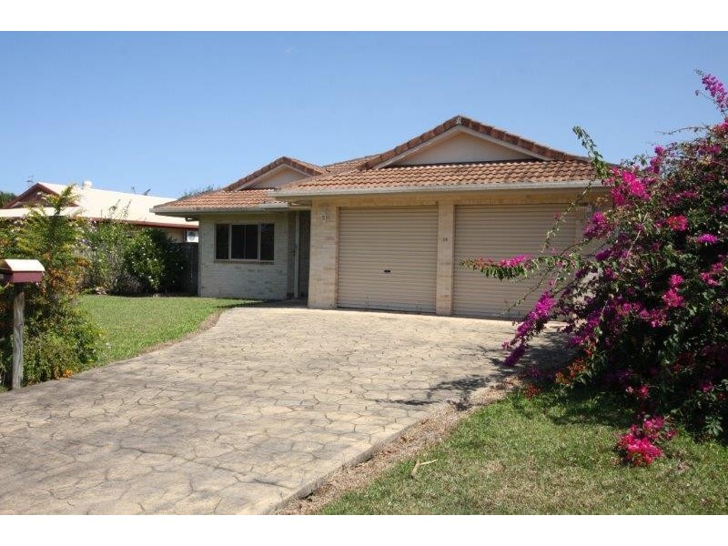 16 Forest Glen Road, Mossman QLD 4873