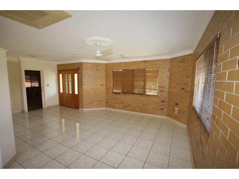 16 Forest Glen Road, Mossman QLD 4873
