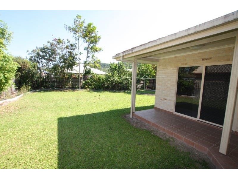 16 Forest Glen Road, Mossman QLD 4873