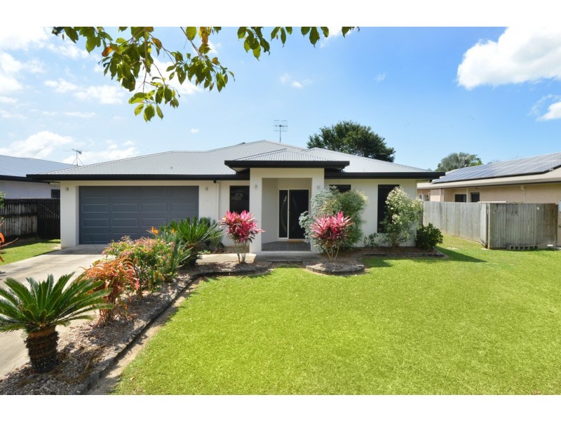 9 Satinash Street, Mossman QLD 4873