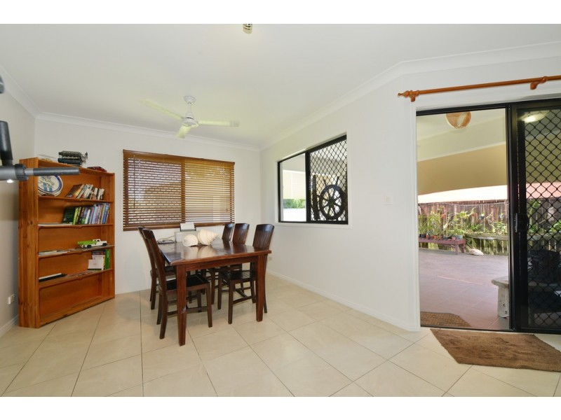 9 Satinash Street, Mossman QLD 4873