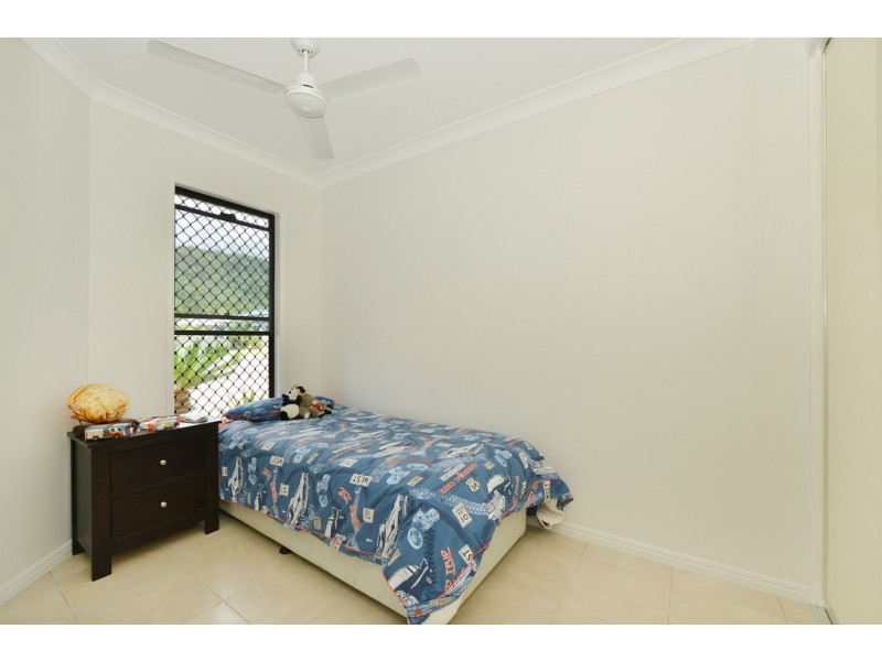 9 Satinash Street, Mossman QLD 4873