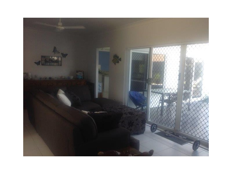 48 Johnston Road, Mossman QLD 4873