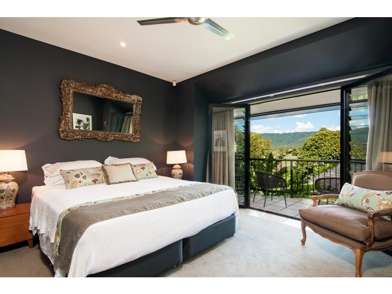 Villa 3 Thornton West, 11-17 St Crispins Avenue, Port Douglas QLD 4877