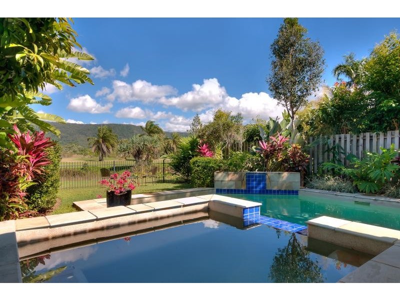 Villa 3 Thornton West, 11-17 St Crispins Avenue, Port Douglas QLD 4877