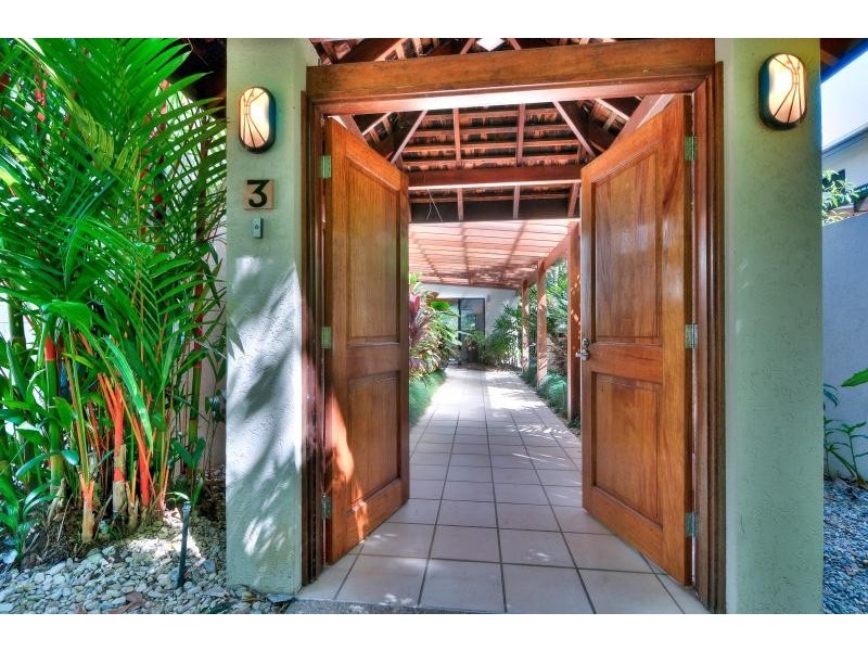 Villa 3 Thornton West, 11-17 St Crispins Avenue, Port Douglas QLD 4877
