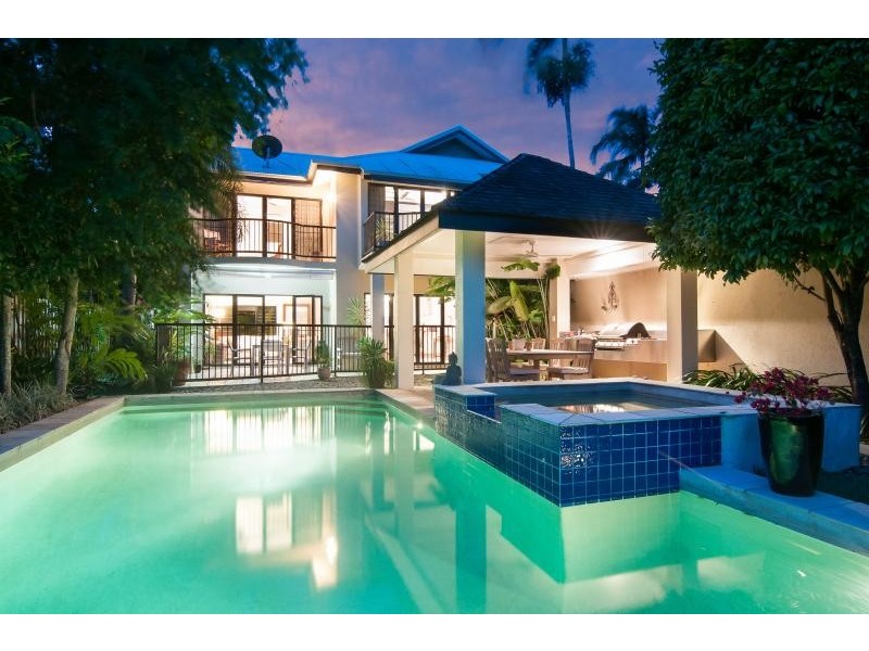 Villa 3 Thornton West, 11-17 St Crispins Avenue, Port Douglas QLD 4877