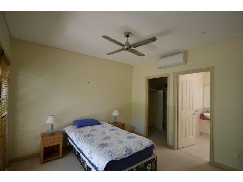 1/18 St Crispins Ave ‘Thornton St Crispins’, Port Douglas QLD 4877