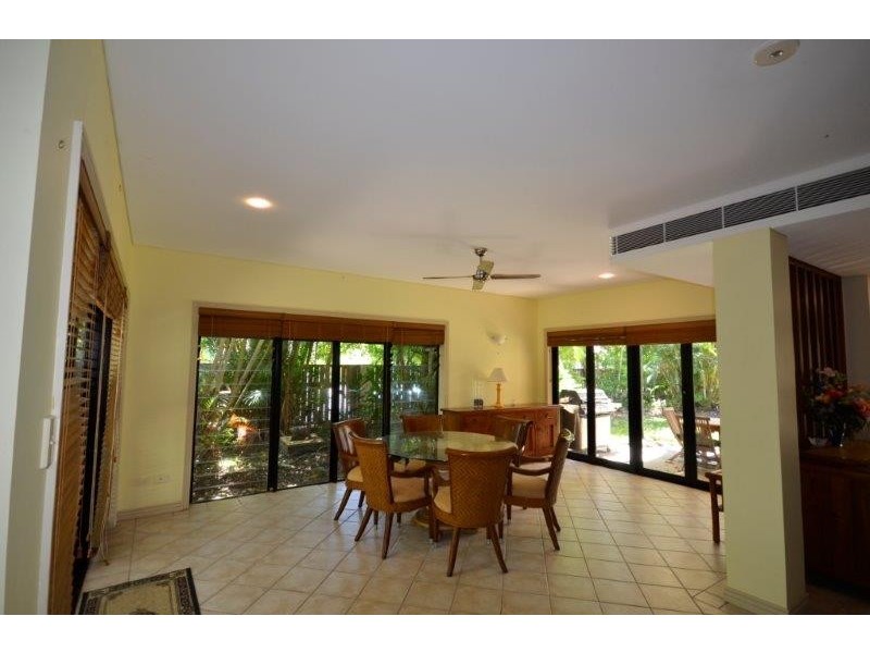 1/18 St Crispins Ave ‘Thornton St Crispins’, Port Douglas QLD 4877