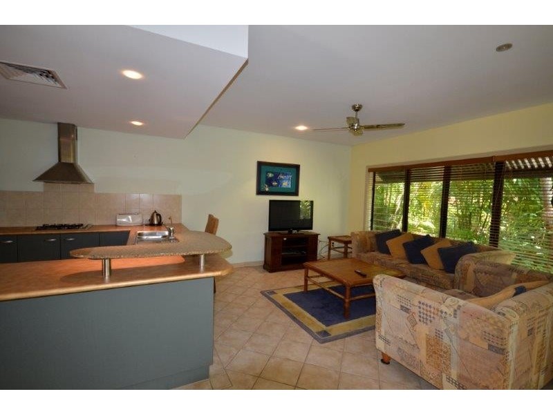 1/18 St Crispins Ave ‘Thornton St Crispins’, Port Douglas QLD 4877