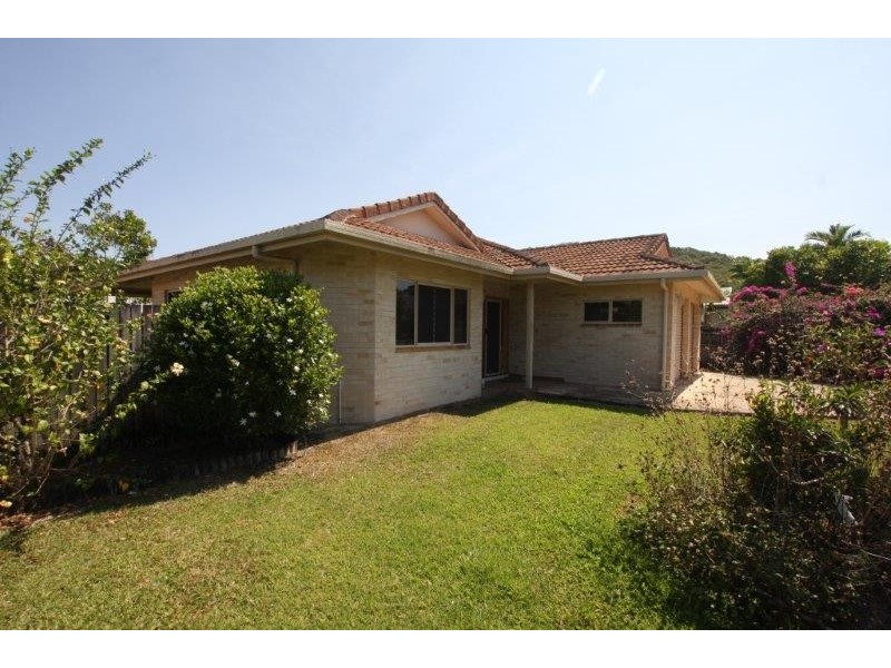 16 Forest Glen Road, Mossman QLD 4873