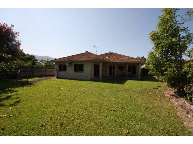 16 Forest Glen Road, Mossman QLD 4873