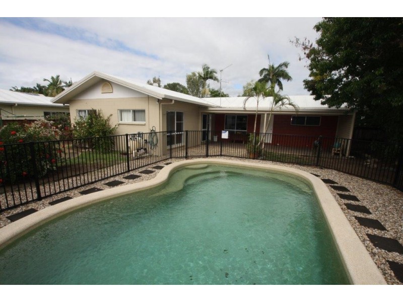 15 Opal Street, Port Douglas QLD 4877