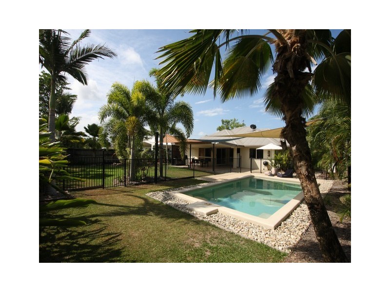 6 Oriole Street, Port Douglas QLD 4877