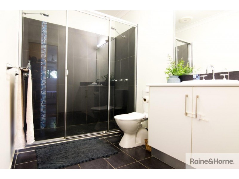 12 Yidi Close, Cooya Beach QLD 4873