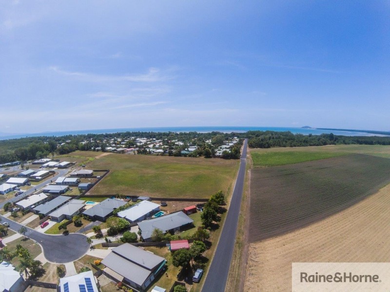12 Yidi Close, Cooya Beach QLD 4873