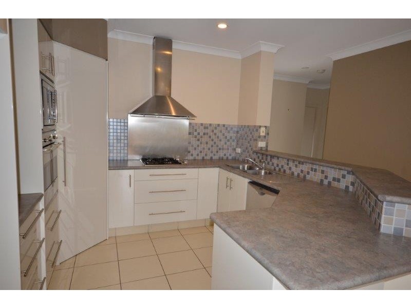 4 Shearwater Street, Port Douglas QLD 4877