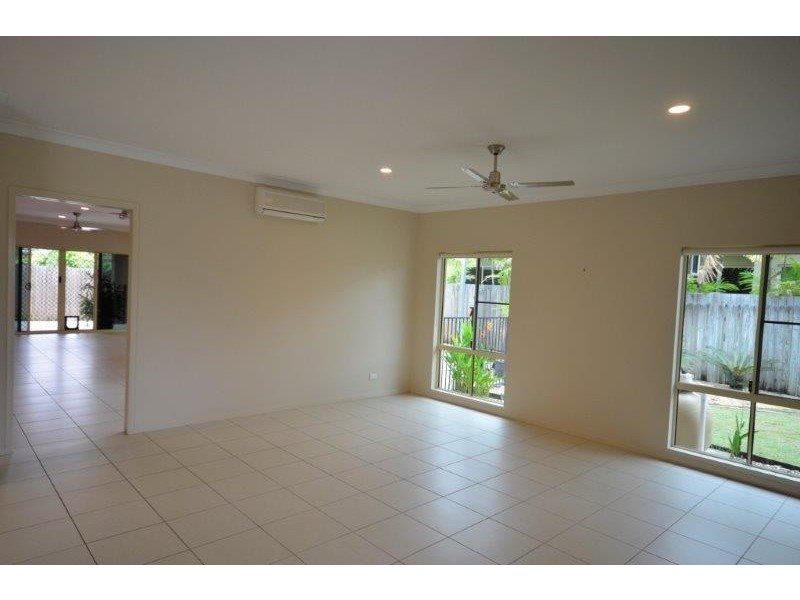 4 Shearwater Street, Port Douglas QLD 4877