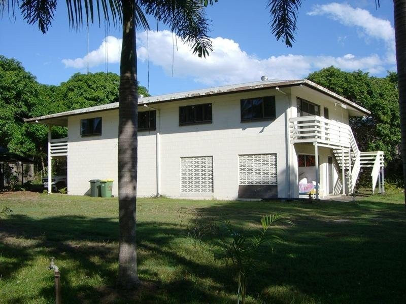 11 Craven Close, Port Douglas QLD 4877