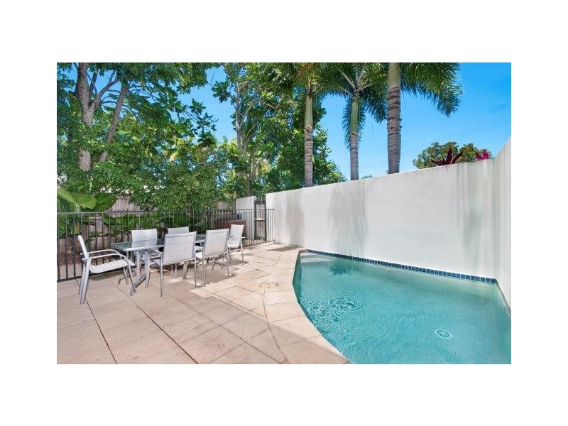 Unit 2 Temple Moon, 18 Limpet Avenue, Port Douglas QLD 4877