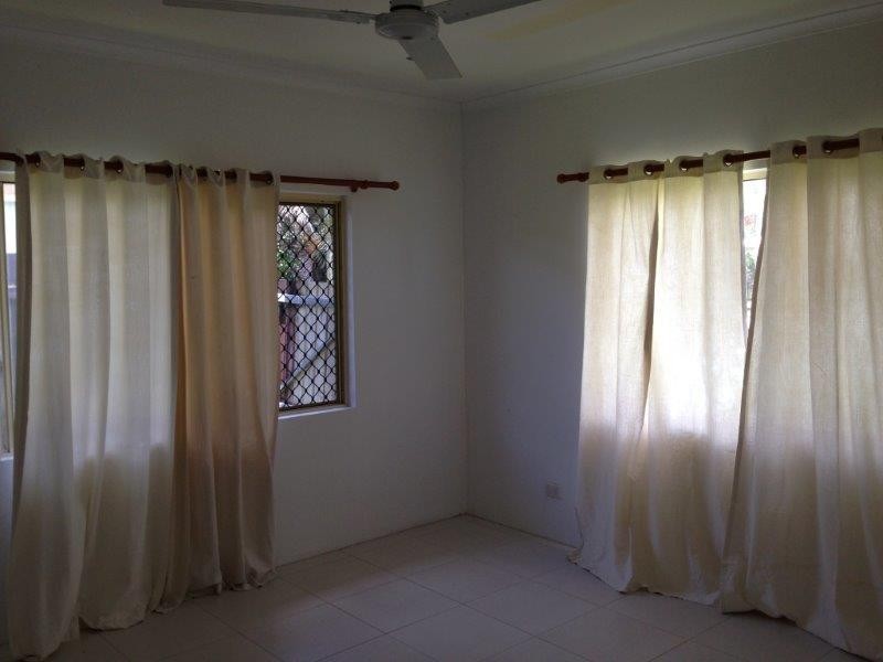 26 Forest Glen Road, Mossman QLD 4873