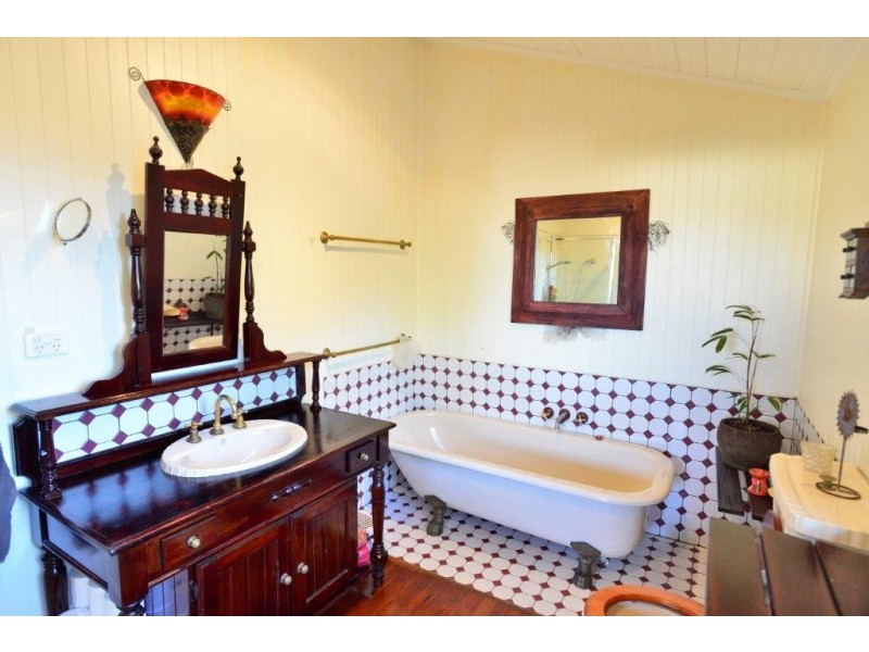 5 Jack Street, Mossman QLD 4873