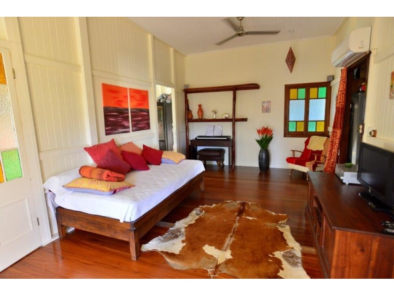 5 Jack Street, Mossman QLD 4873