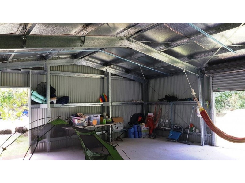 8 Cape Trib Road THORNTON BEACH, Daintree QLD 4873