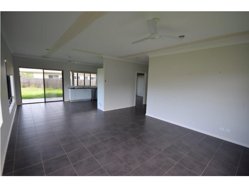 14 Dulku Close, Port Douglas QLD 4877