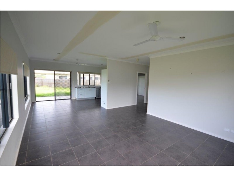 14 Dulku Close, Port Douglas QLD 4877