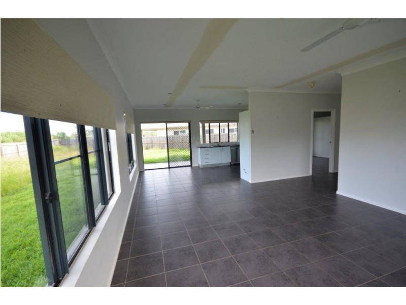 14 Dulku Close, Port Douglas QLD 4877