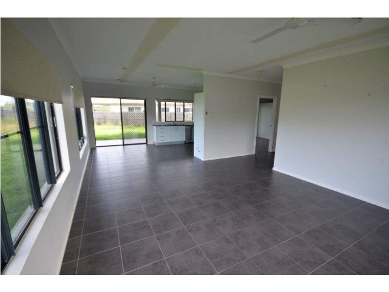 14 Dulku Close, Port Douglas QLD 4877