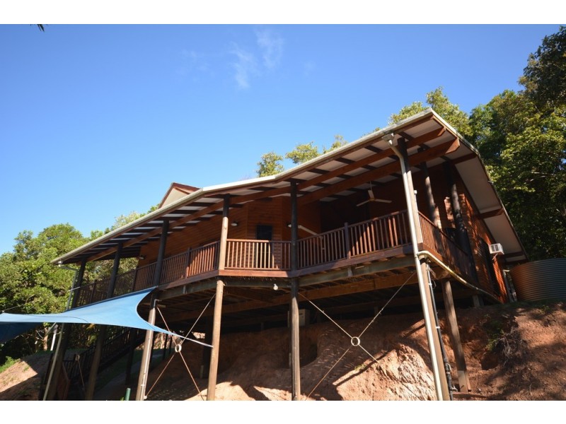 14 Ocean View Road, Port Douglas QLD 4877