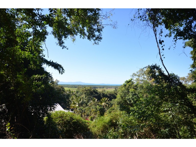 14 Ocean View Road, Port Douglas QLD 4877